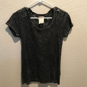 Grey tee with lace and studs